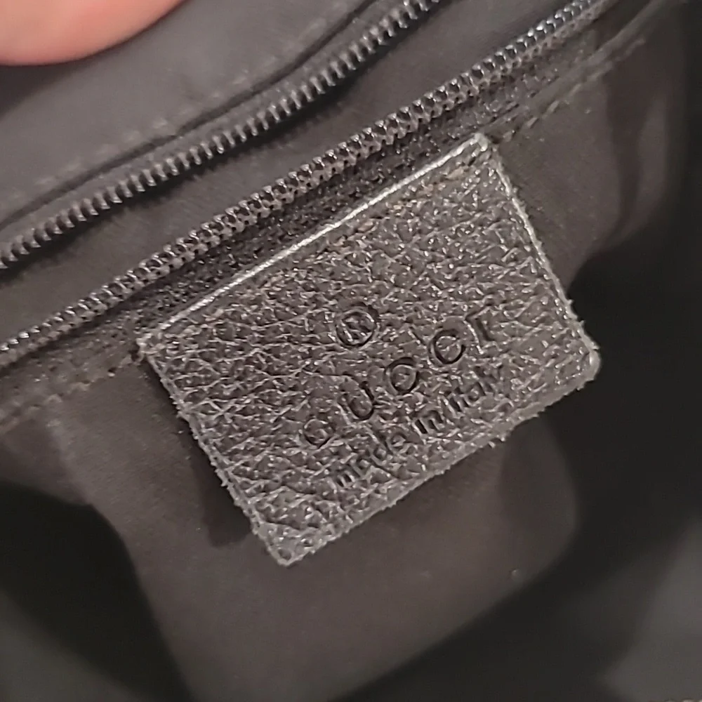 Gucci D Ring Canvas Hobo Bag - Picture 9 of 13